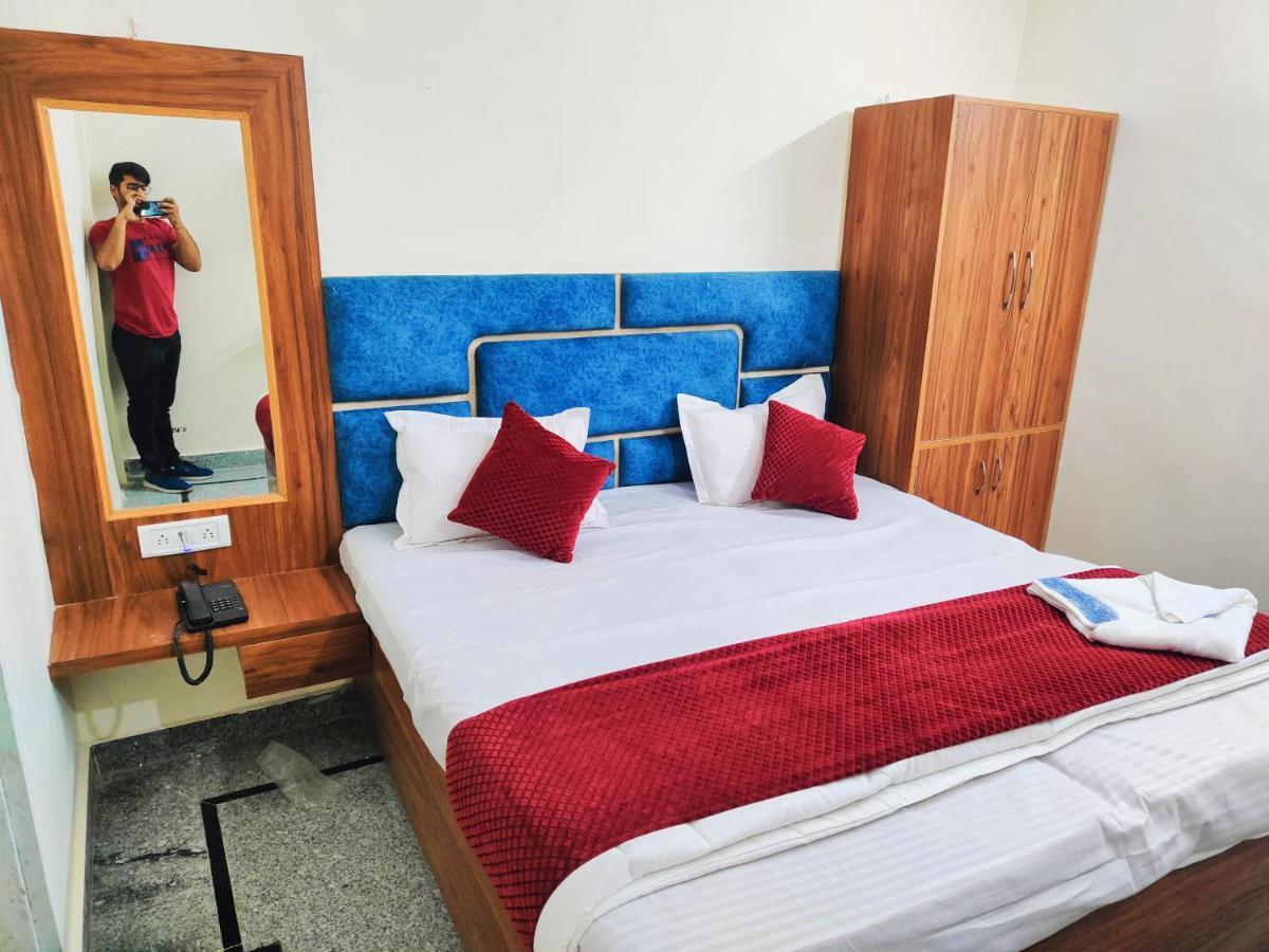 Hotel Raj - Near Railway Station Haridwār Exterior foto