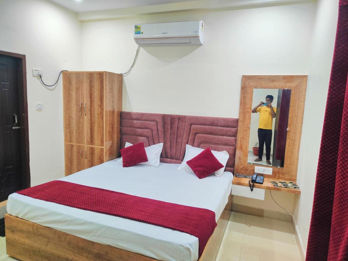 Hotel Raj - Near Railway Station Haridwār Exterior foto