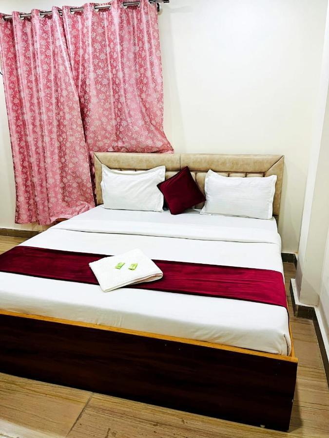 Hotel Raj - Near Railway Station Haridwār Exterior foto